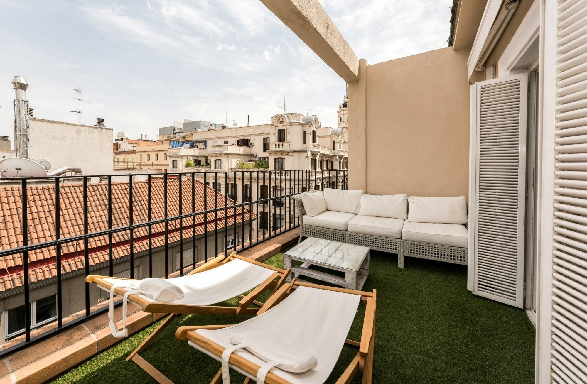 Gran Via Terrace City Center Madrid Extérieur photo